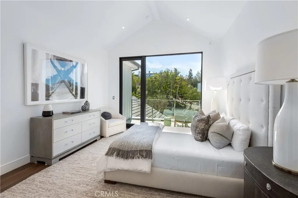 25057 Lewis And Clark Road, Hidden Hills, California 91302 home-pic-24